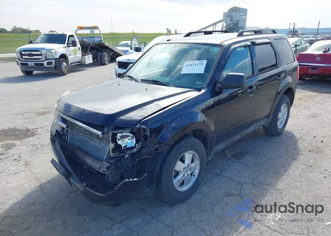 2009 Ford Escape Xlt z USA, uszkodzony, nr VIN 1FMCU93G79KA85673